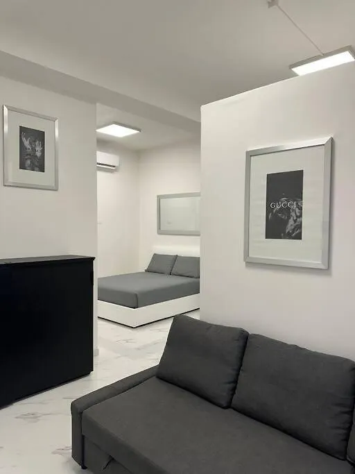 Cernusco Luxury Milanese Apartment Cernusco Sul Naviglio 0*,  Italia
