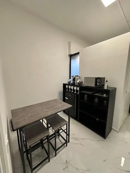 Cernusco Luxury Milanese Apartment Cernusco Sul Naviglio 0*,  Italia